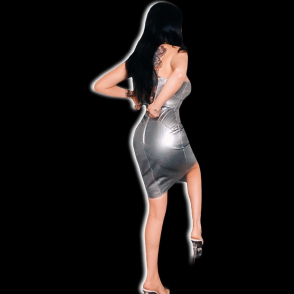 Vintage Chanel 90’s Leather Metallic Silver Runway Dress - Picture 6 of 16